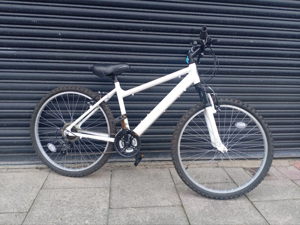 Used Kids Apollo bike