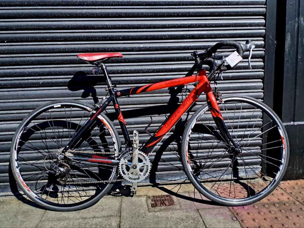 Used Carrera Valour Racing Bike
