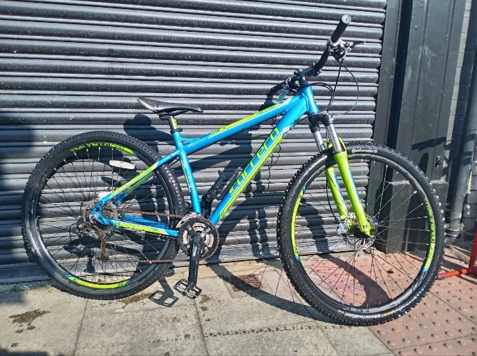 Carrera Hellcat 29er