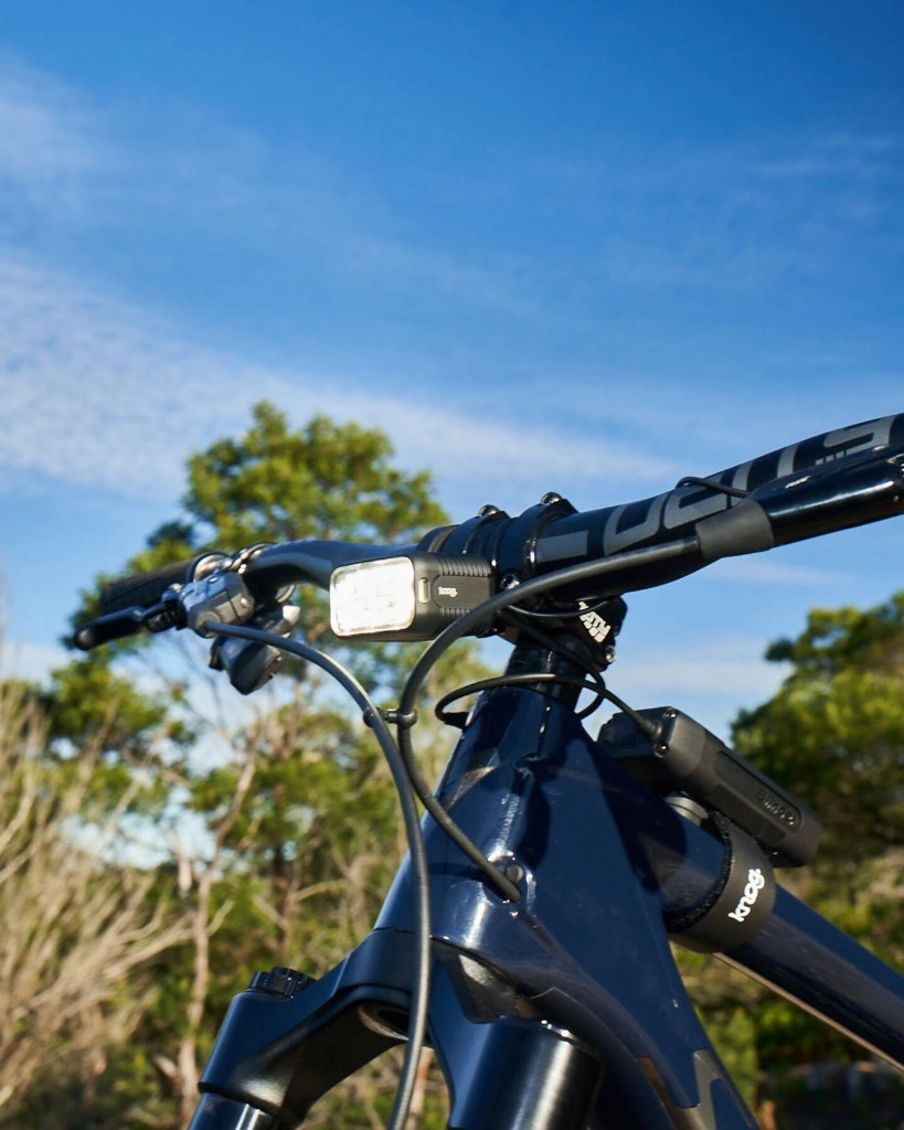 Blinder E 1800 Front E-Bike Light Knog_11.webp