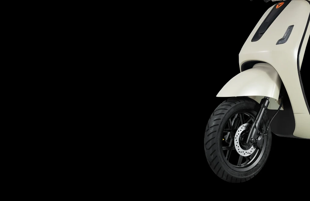 Yadea Owin Electric Moped tyres.webp