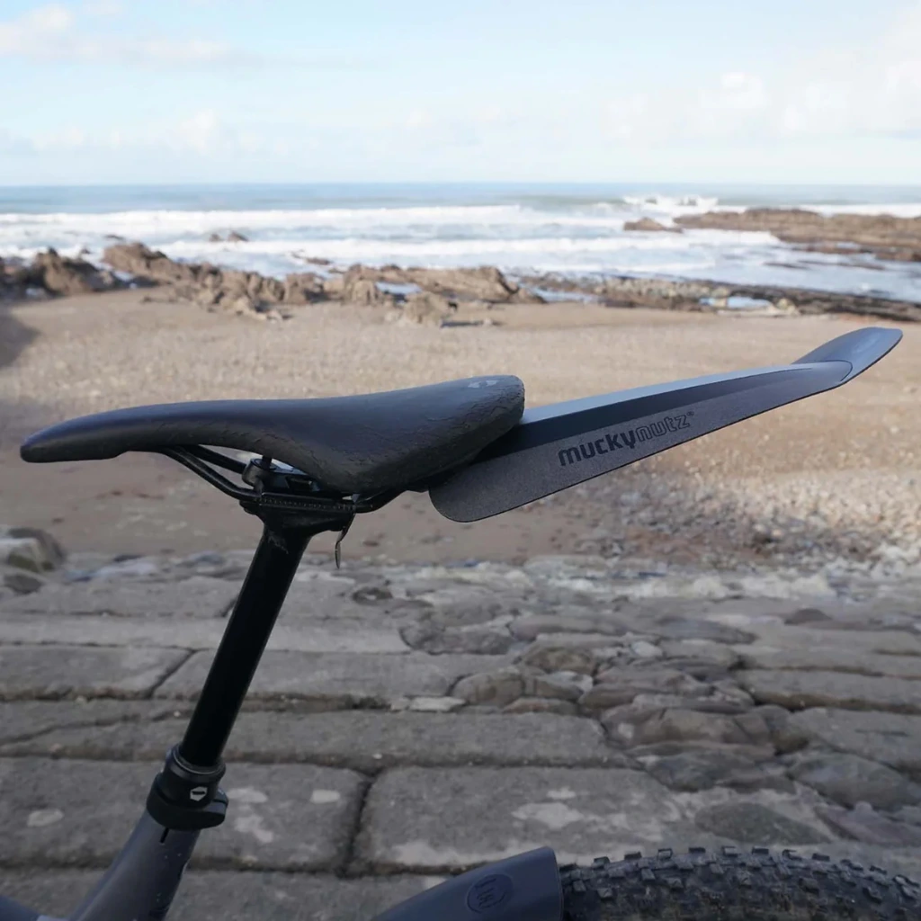 Mucky Nutz Butt Fender Rear Mudguard - Reflective hi-vis 4.webp