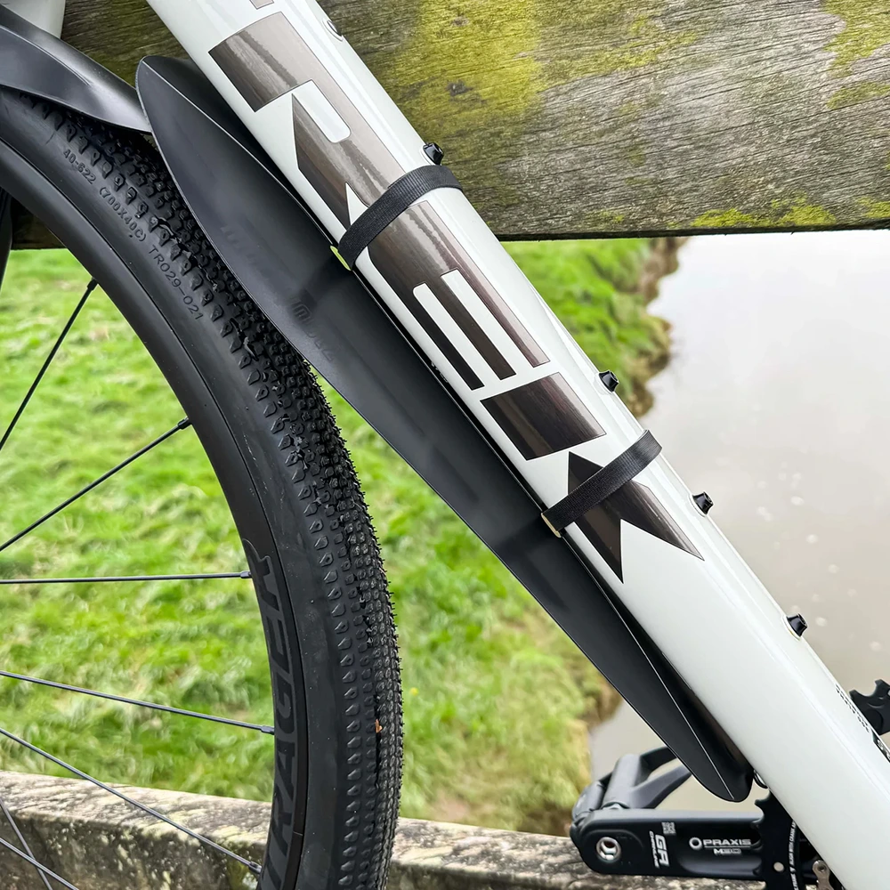 Mucky Nutz Gut Fender  Front Mudguard Black 2.webp