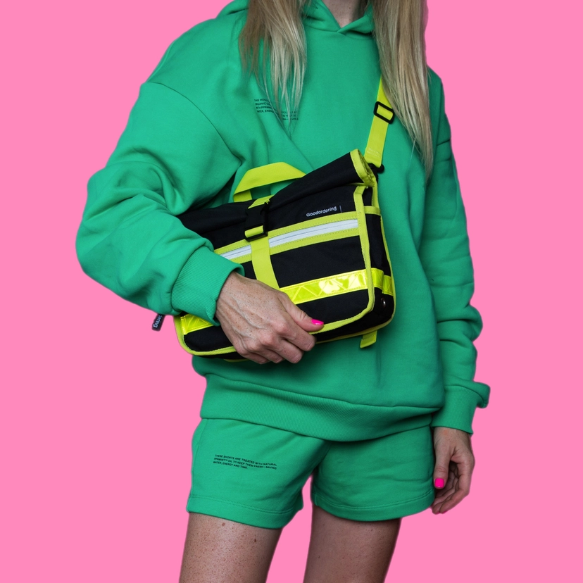 Neon Handlebar Bag Black