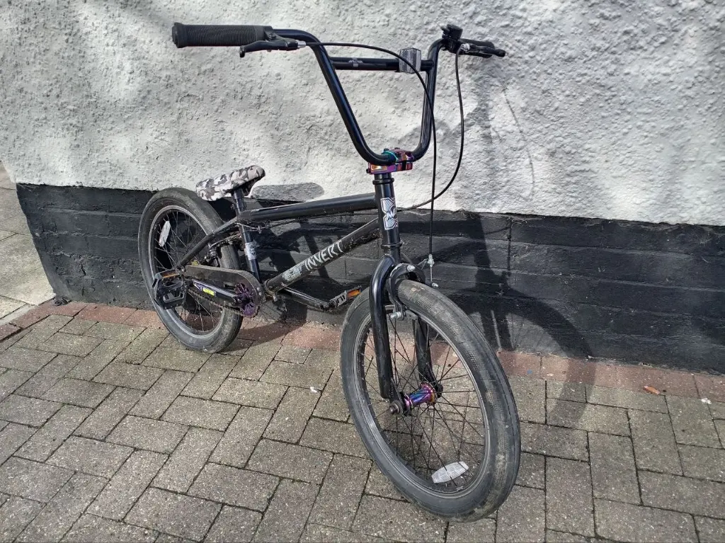 Invert BMX 2.webp