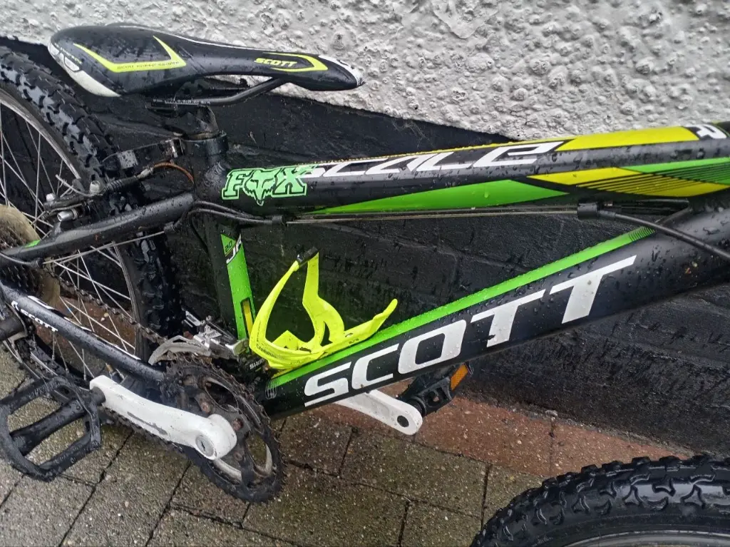 Scott Scale Junior MTB Bike 3.webp