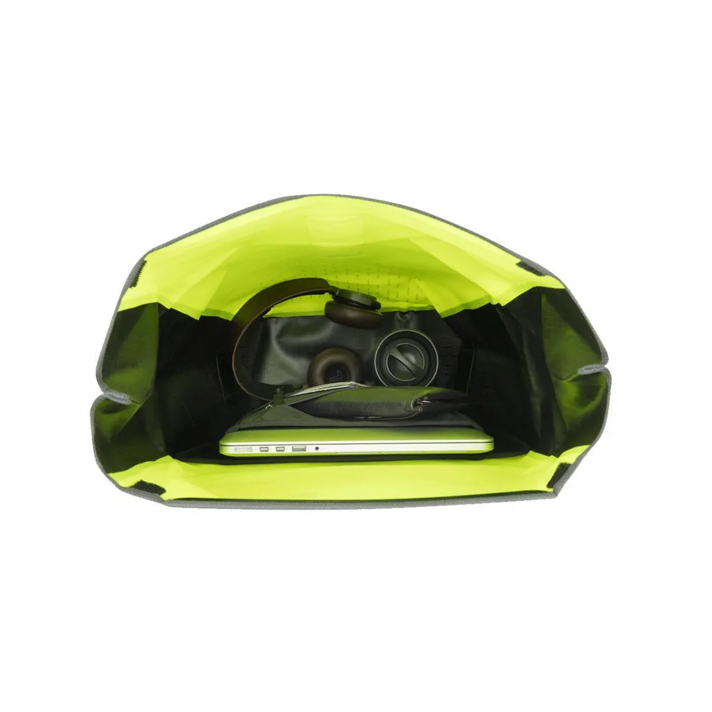 Altura Thunderstorm City Waterproof Cycling Backpack 30 Litre_11.webp