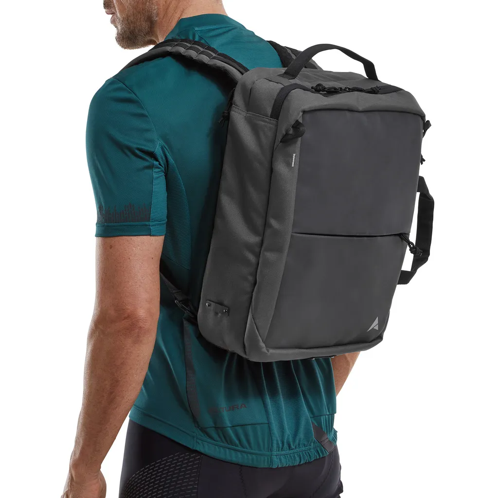 Altura Grid Travel Bag 20 Litre_6.webp