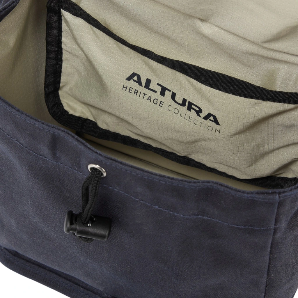Altura Heritage Cycling Bar Bag NAVY 5 Litre_5.webp