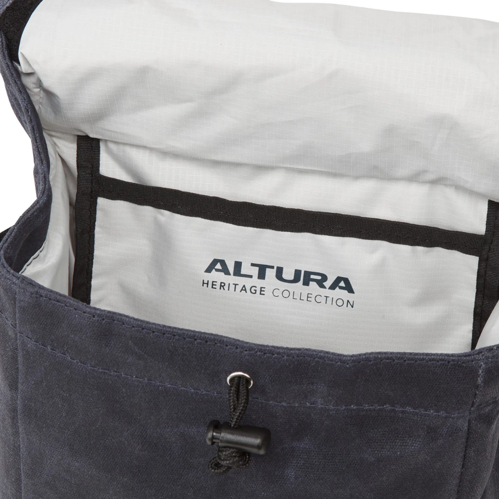 Altura Heritage Cycling Bar Bag NAVY 5 Litre_6.webp