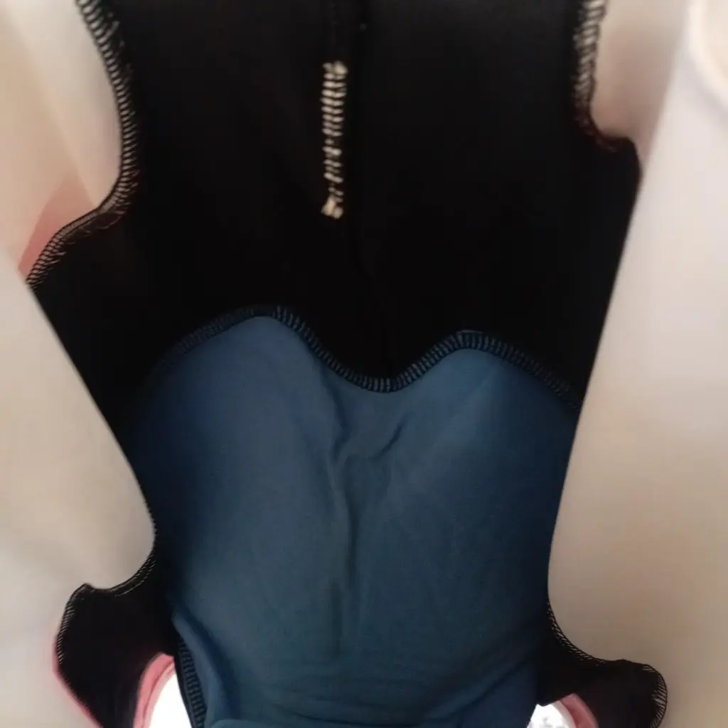White, black and red Sportful bib shorts vintage 90s 4.webp
