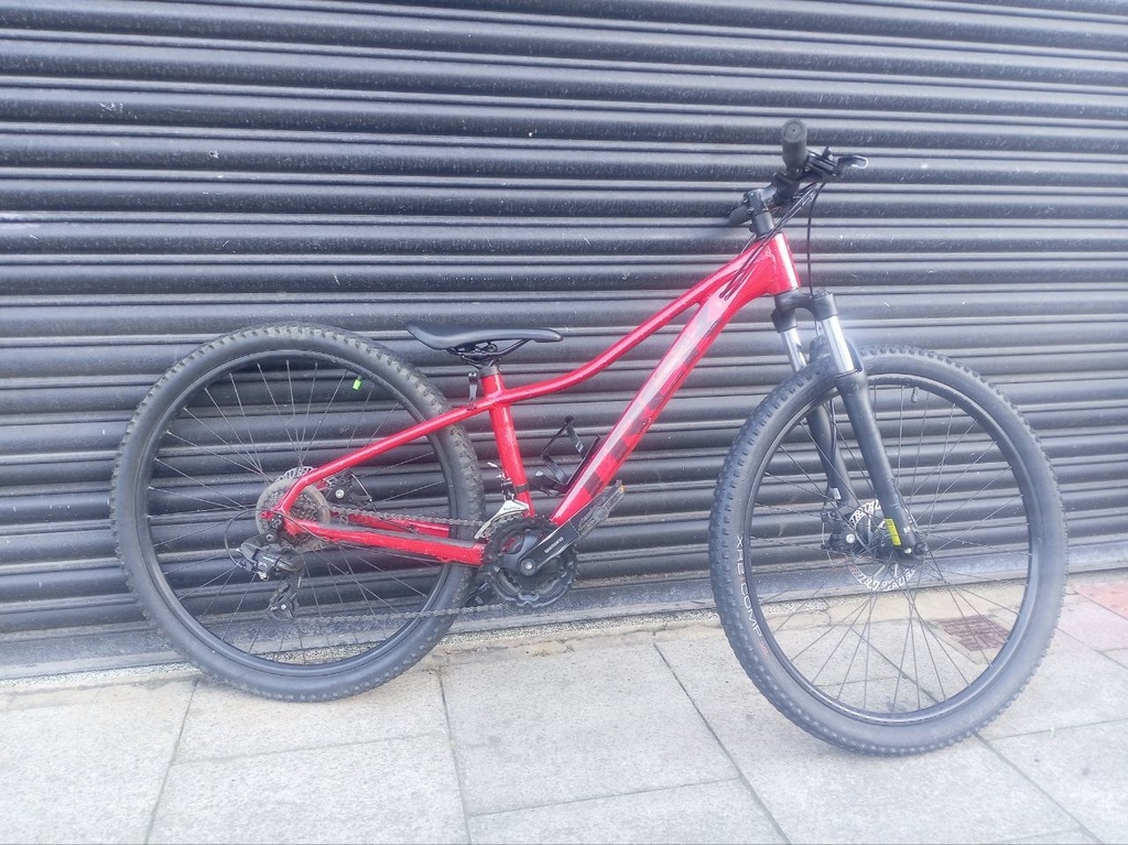 Trek Marlin 4 Red mountain bike