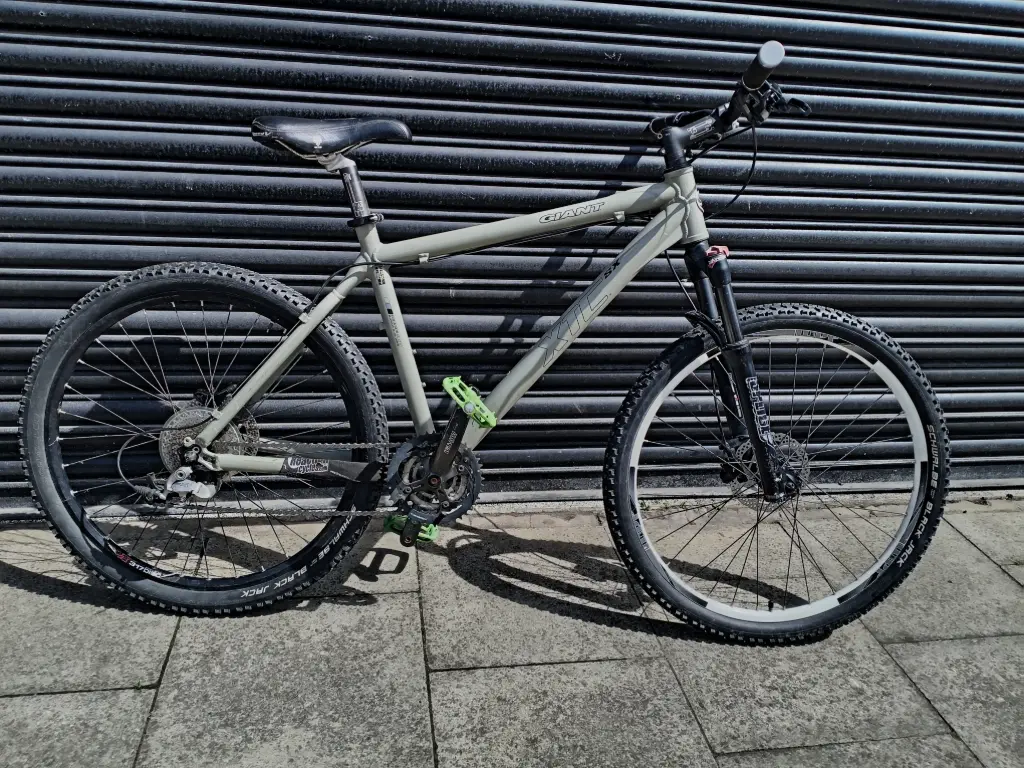 Giant XTC SX grey