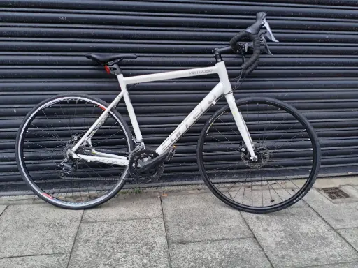 Carrera Virtuoso road Bike in white
